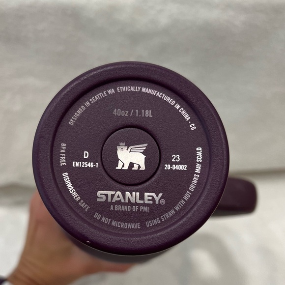 Stanley Quencher 40oz Plum - Picture 7 of 11